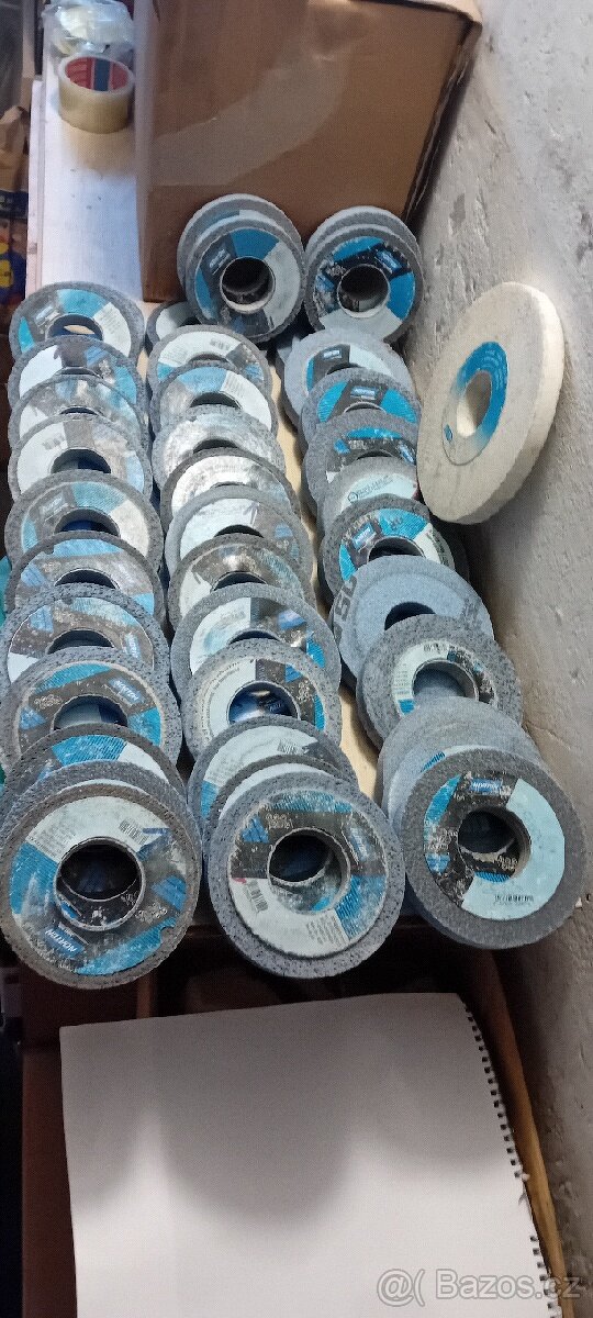 Brusný kotouč 120-130mm 39ks - 2