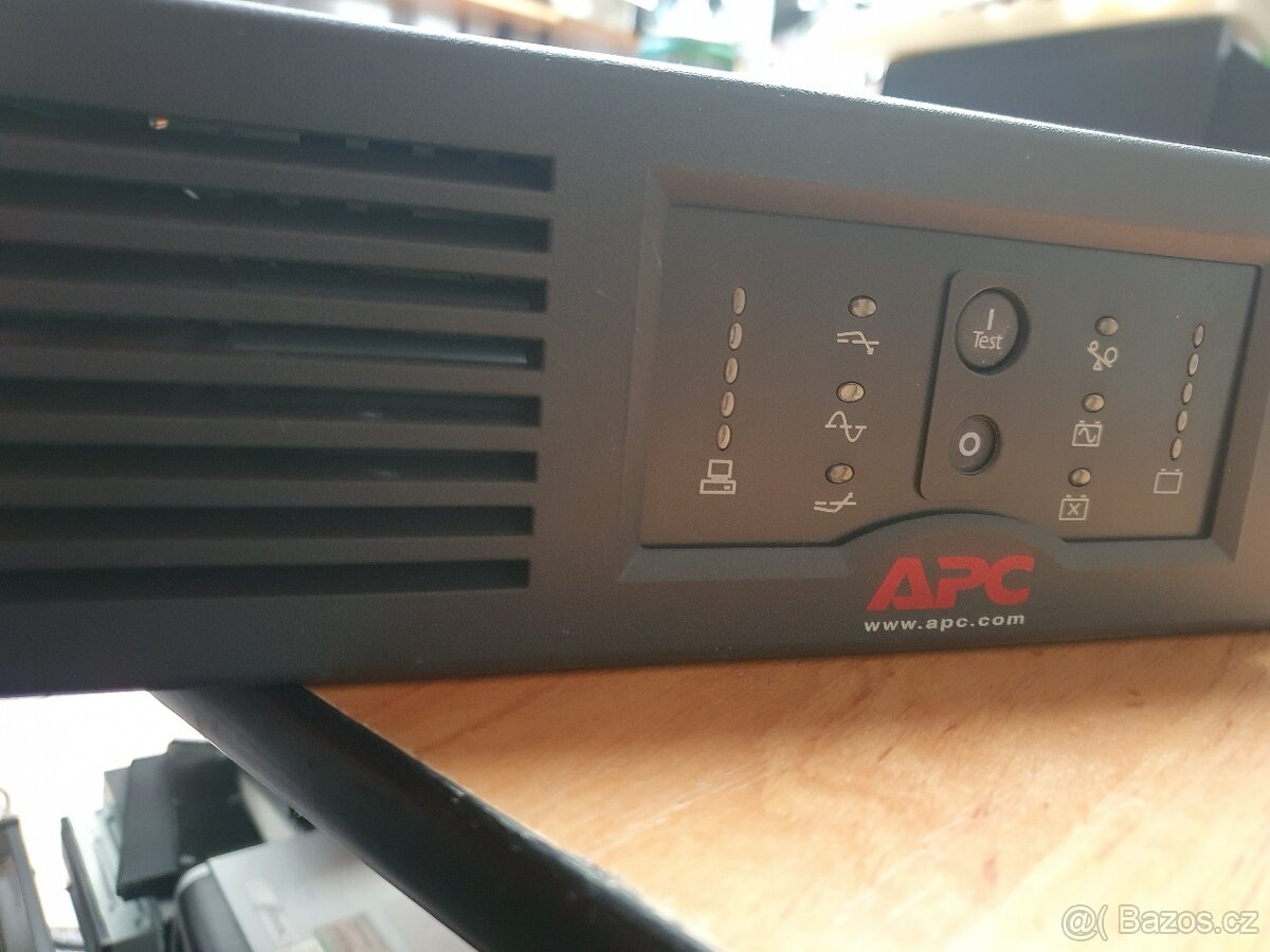 APC 2200 Rack - 2