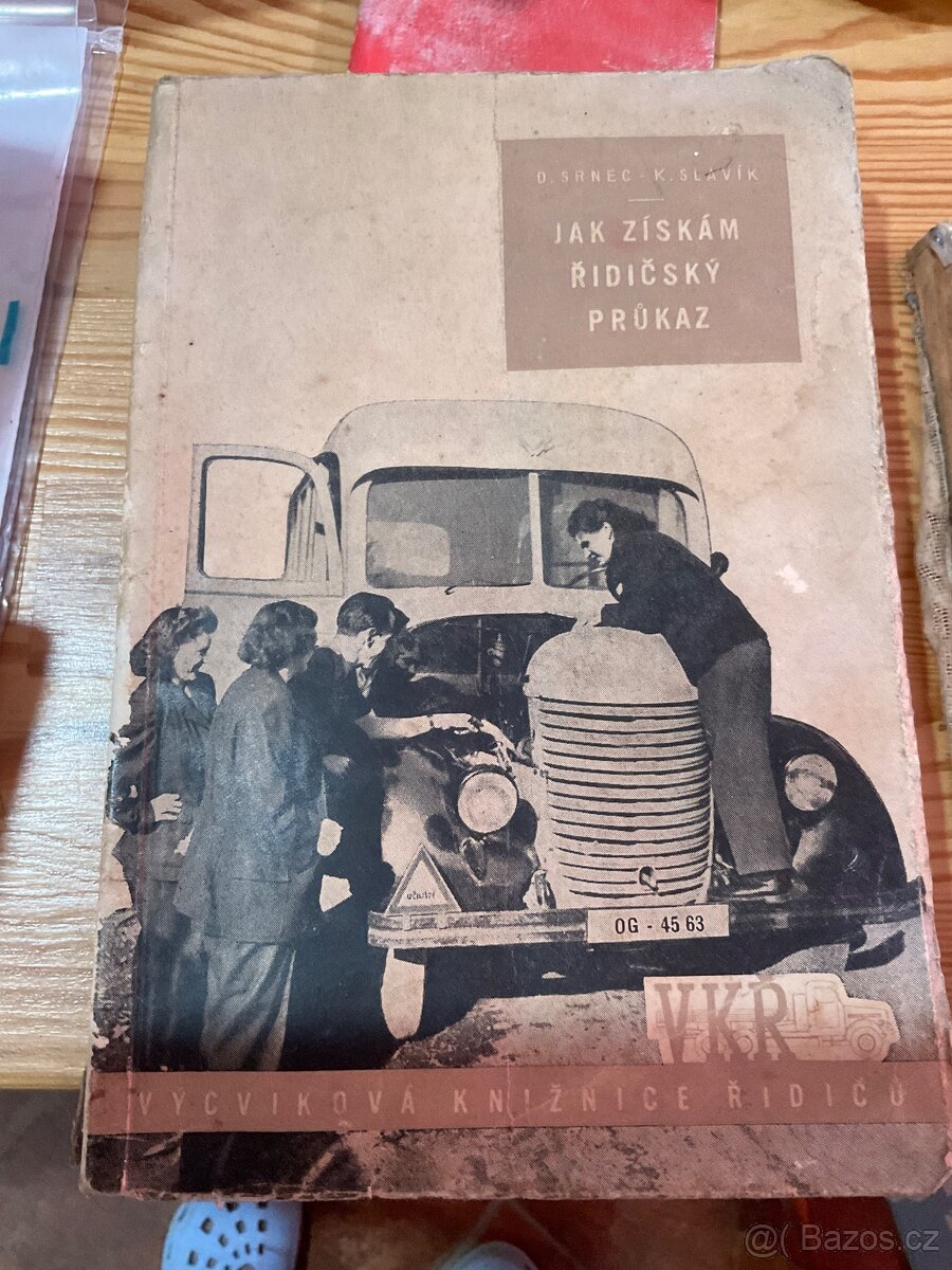 Staré knihy o opravě auta - 2