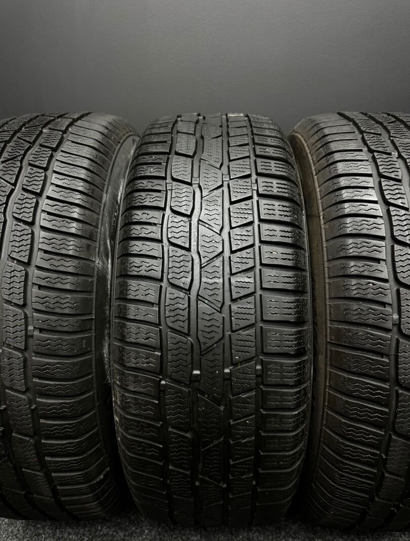 Sada pneu Continental 215/60/16 - 2