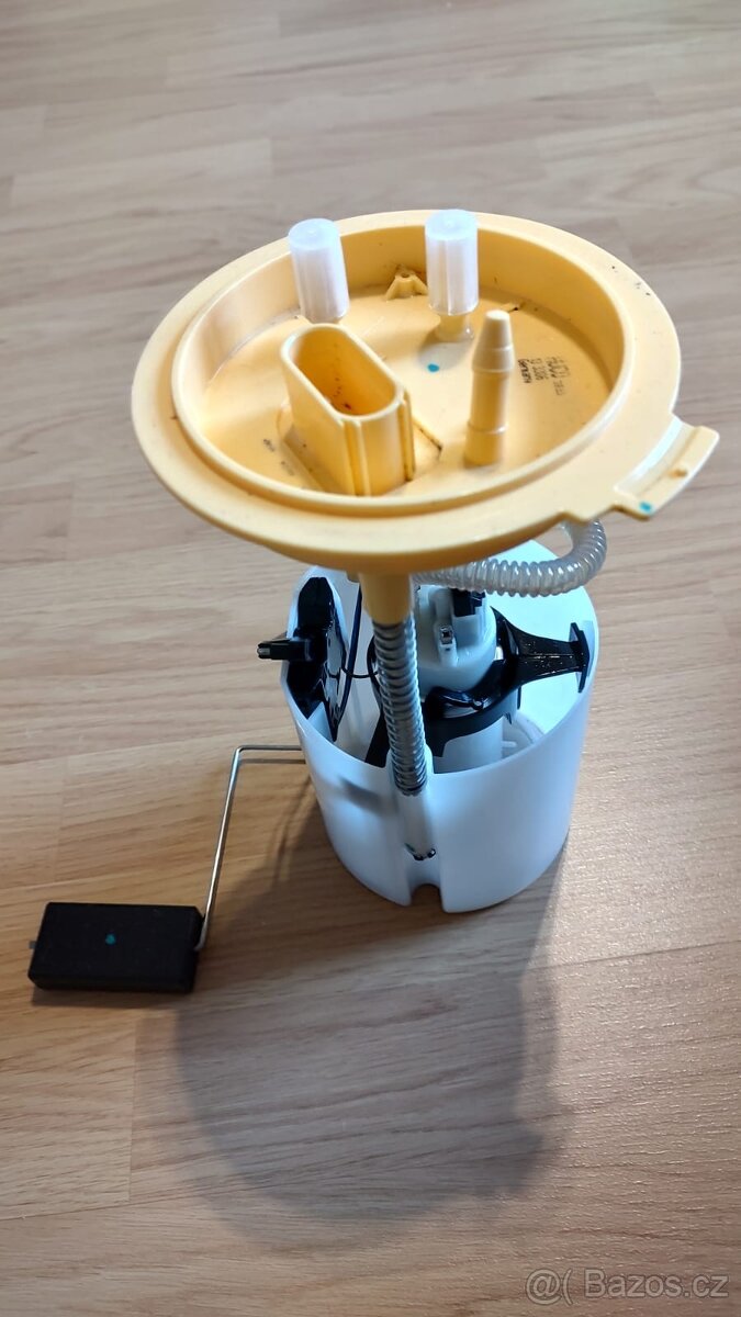 Palivové čerpadlo HITACHI 133386 Audi VW Volkswagen - 2