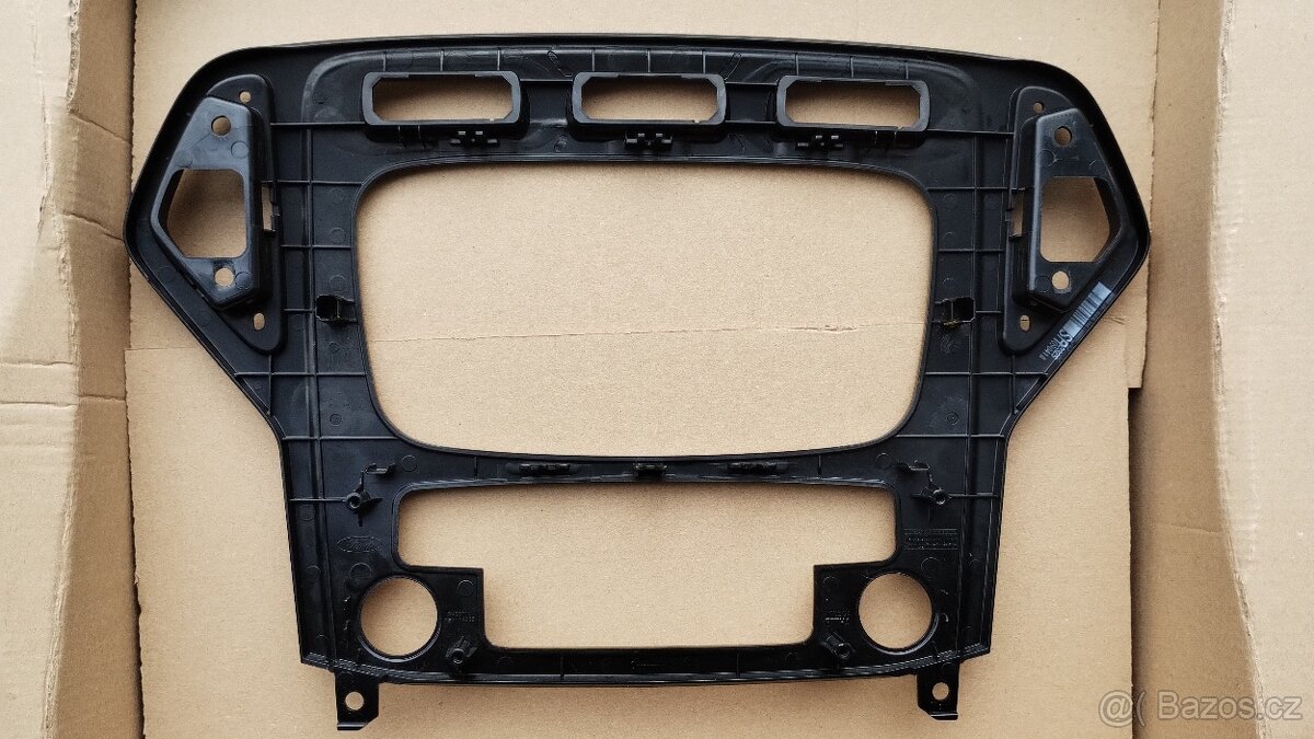 Rámeček Navigace FX Ford Mondeo mk4 - 2