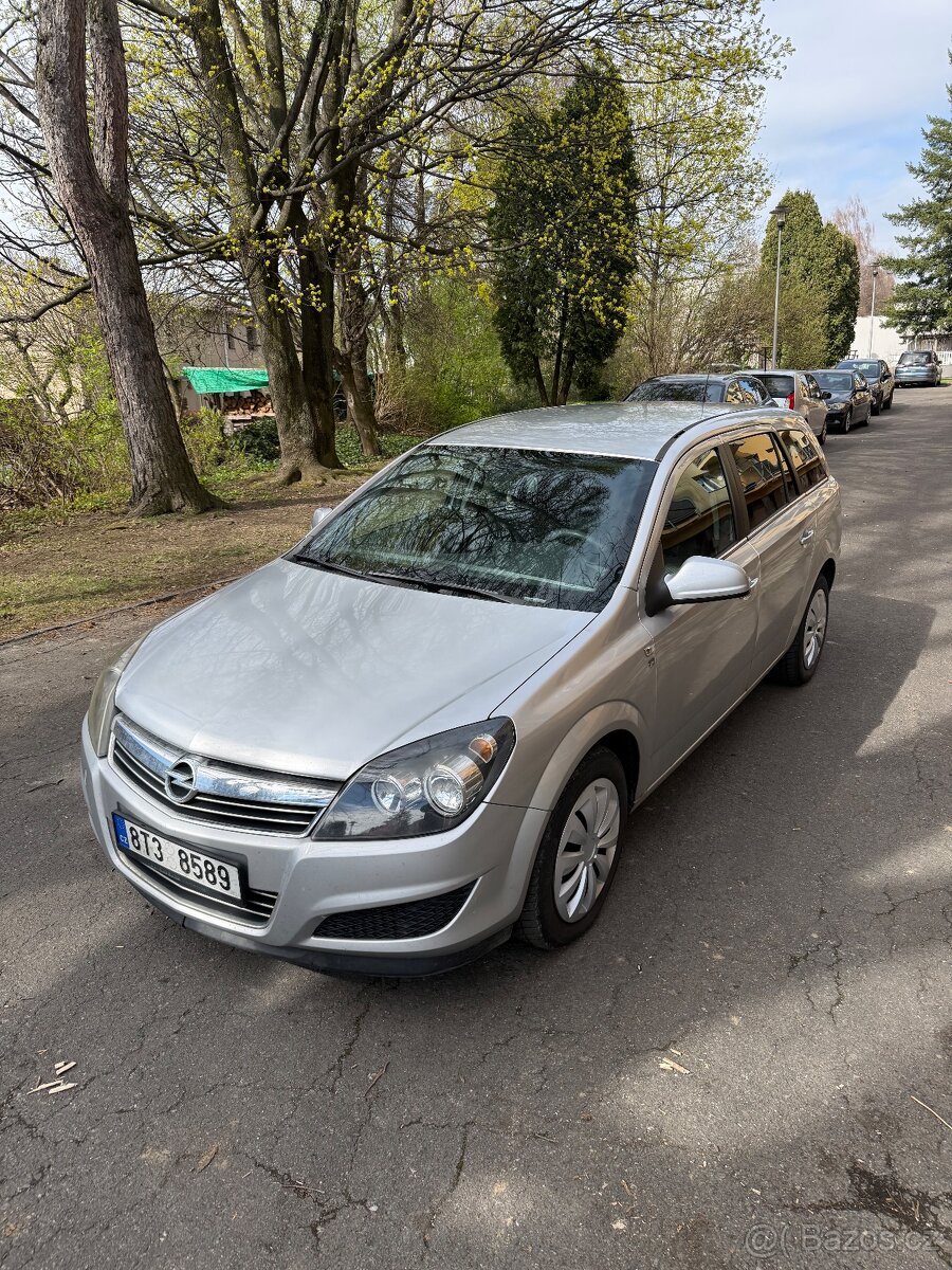 OPEL ASTRA 1.9CDTI CARAVAN - 2