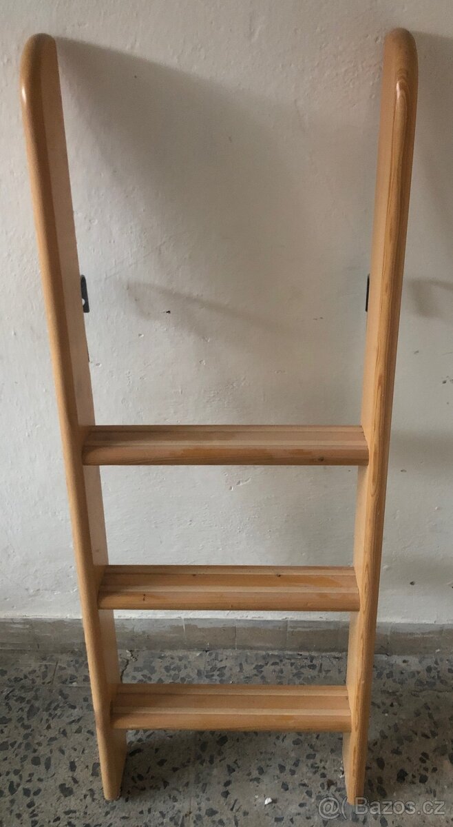 Prodám žebřík k posteli - 2