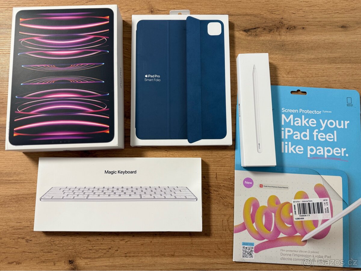 iPad Pro 11” 4.generace M2 128GB s příslušenstvím - 2