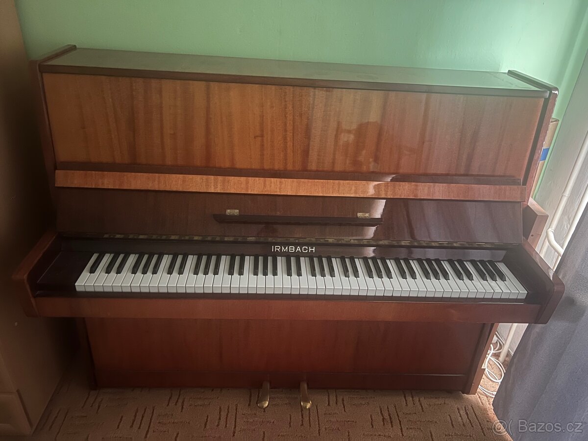 klavír IRMBACH - 2