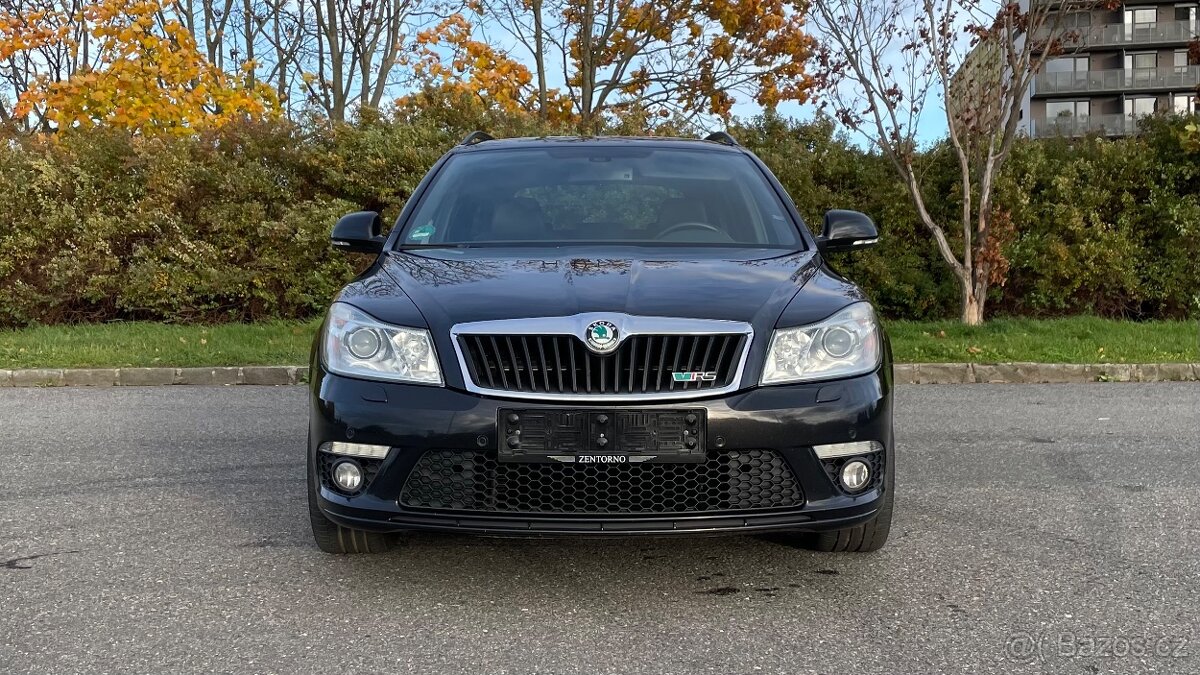 ŠKODA OCTAVIA 2.0TDI RS 125kW DSG COLUMBUS - 2
