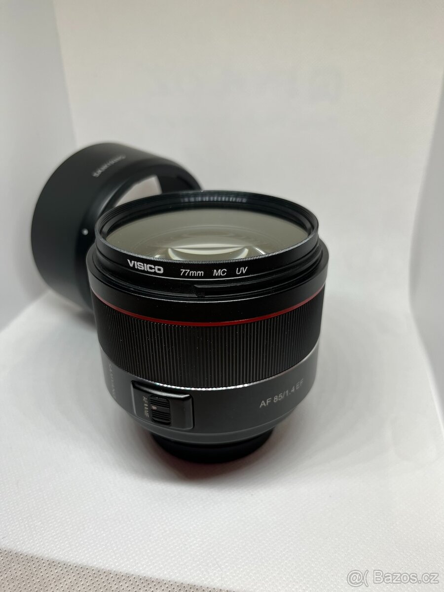 Samyang AF 85 mm f/1.4 pre Canon EF - 2