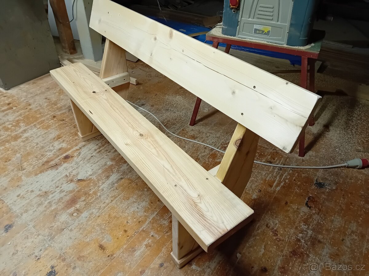 Masivní lavice, lavička - 2