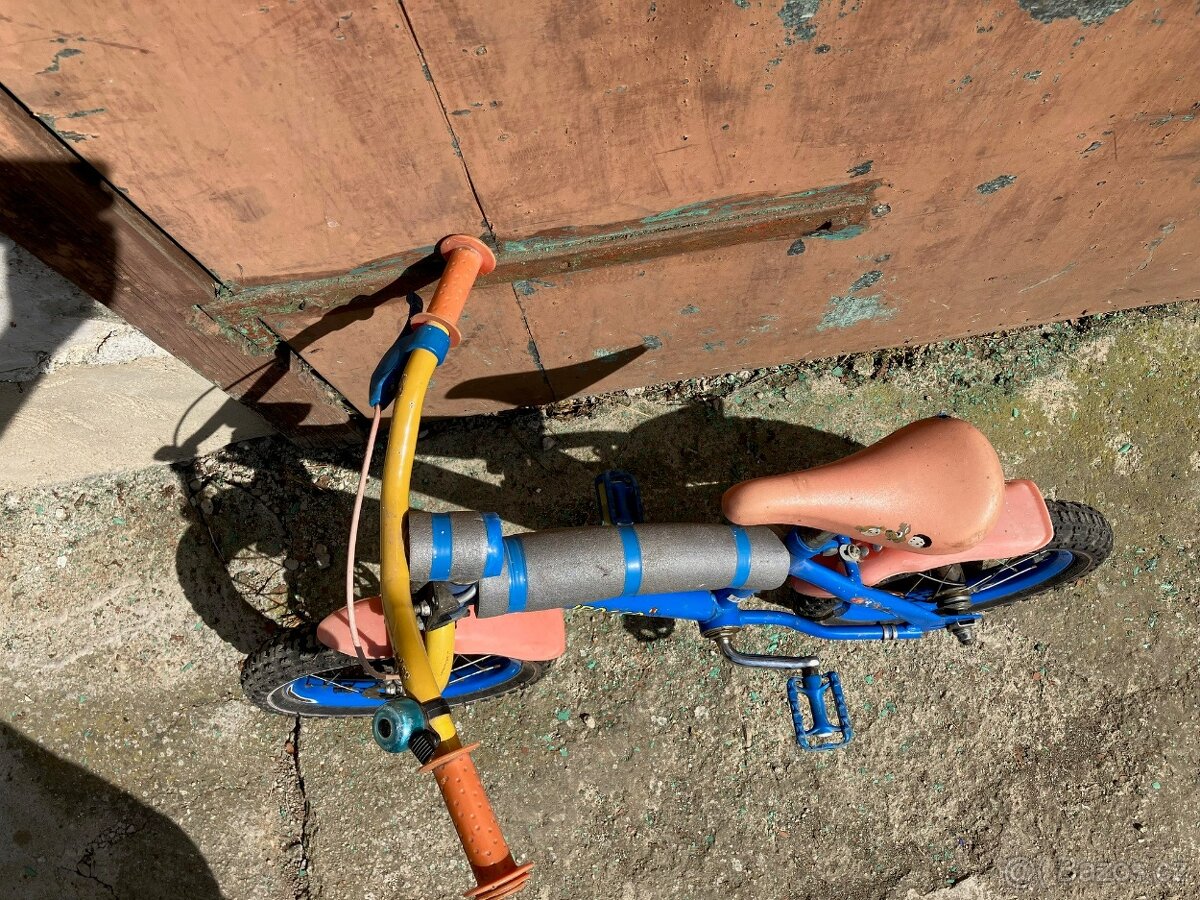 Dětské kolo Scirocco 14 a tažnou tyč Trail Gator - 2