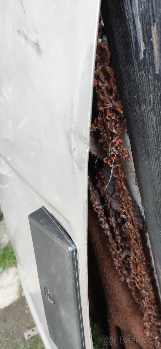 Přední kapota škoda 120l - 2