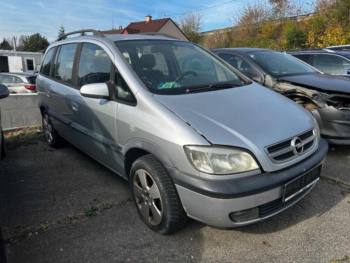 Opel Zafira A - náhradní díly - 2