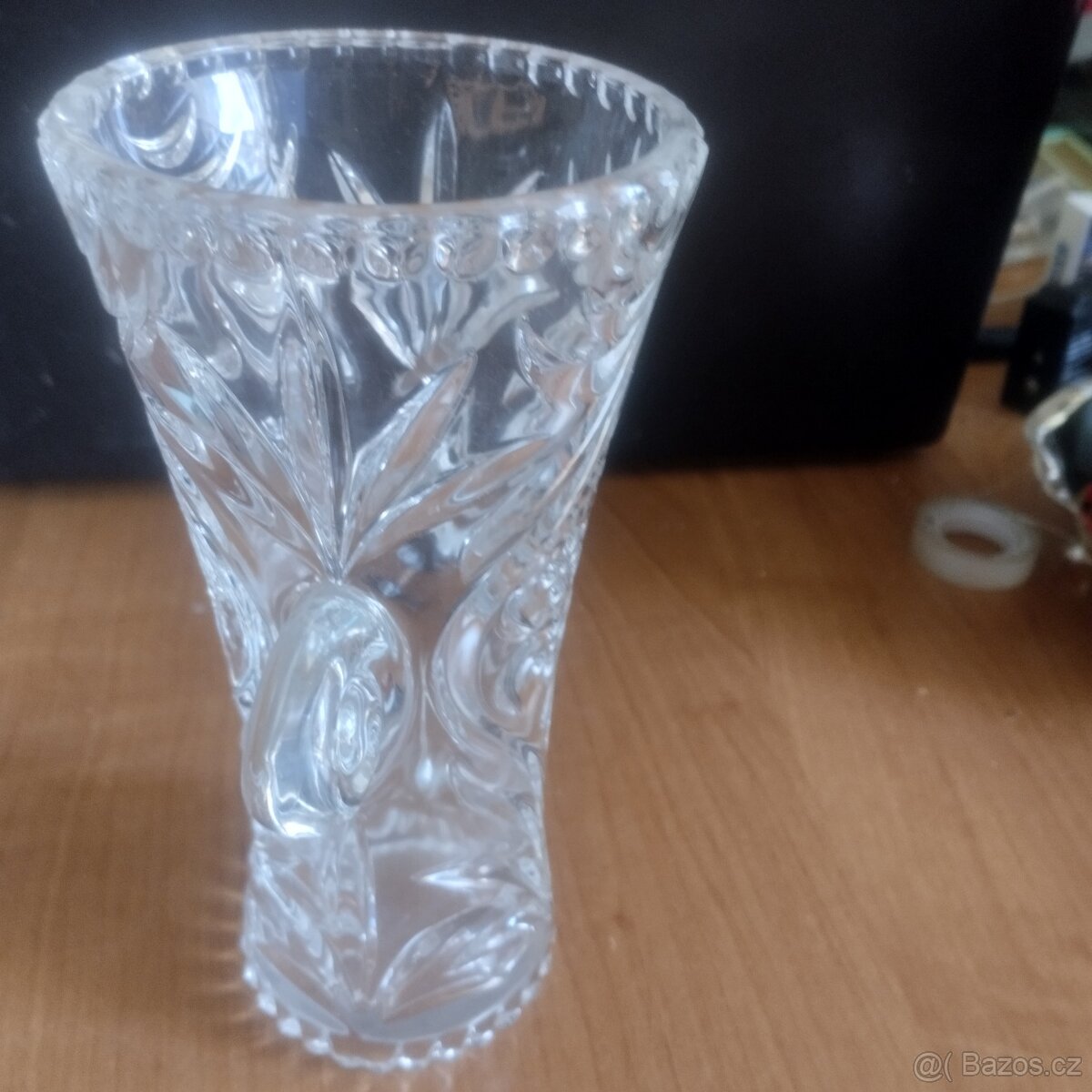 křištalová váza - 2