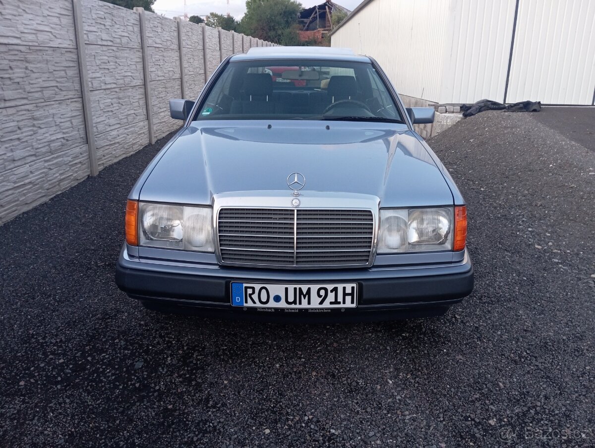 Mercedes Benz W 124 coupe ,1 Majitel - 2