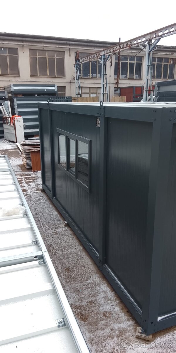 Obytný / prodejní kontejner 3 × 6 m - 2