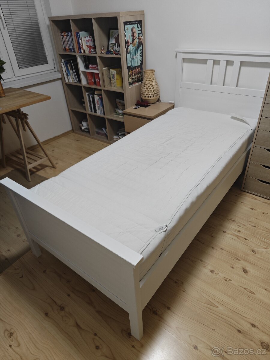 Postel ikea HEMNES 90x200 - 2