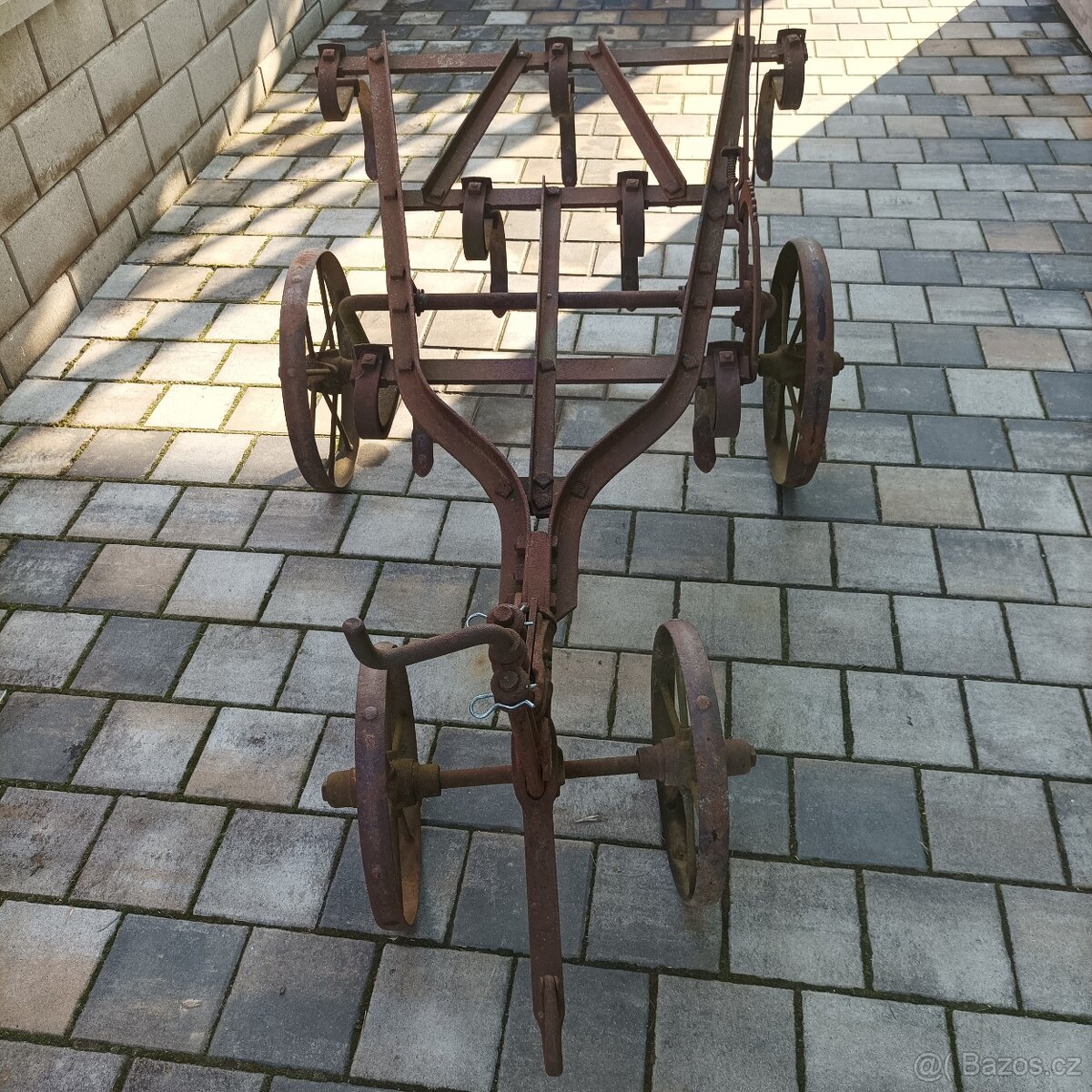 Kultivátor - 2