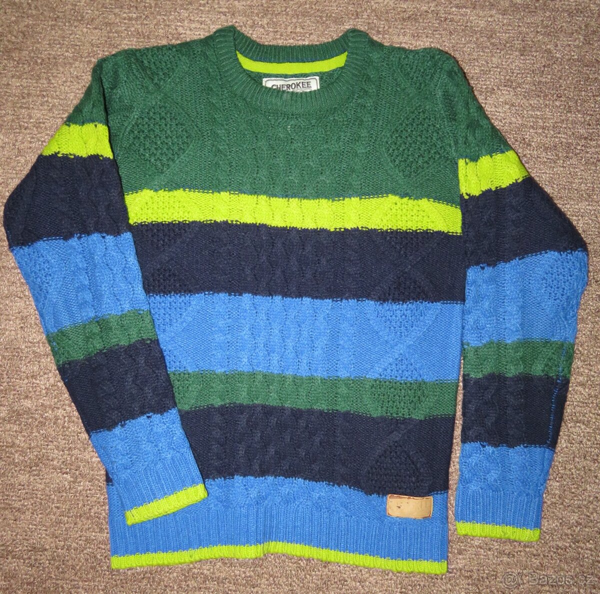 2 chlapecké svetry, vel 140/146 - 2