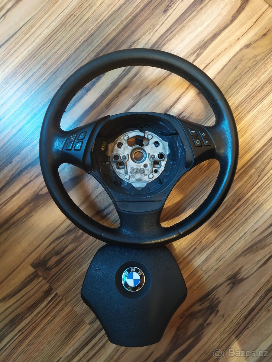 BMW E90 volant s multifunkci +airbag - 2