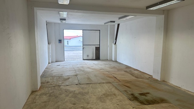 Pronájem komerčních prostor 60 m2 - 2