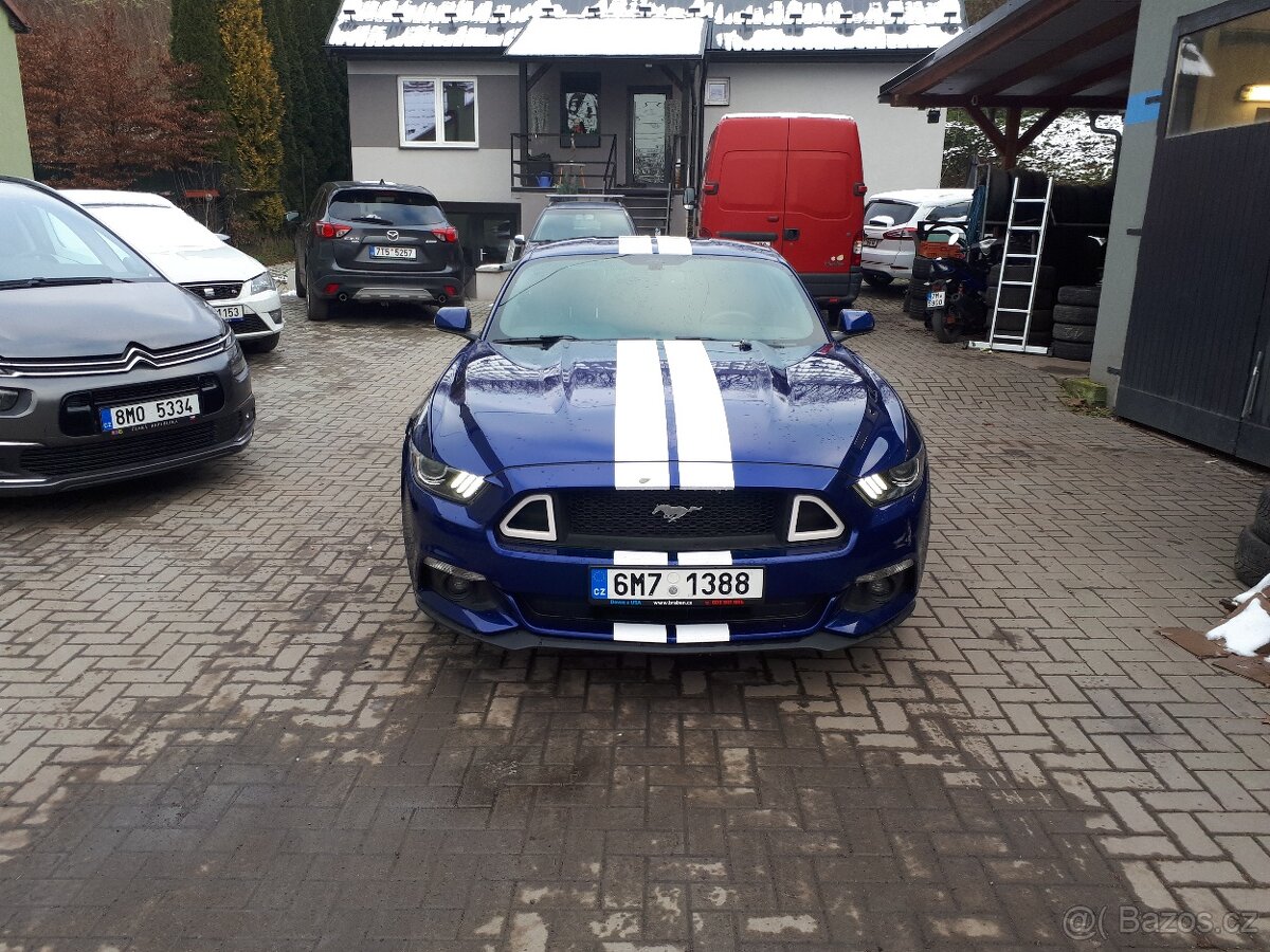 FORD MUSTANG - 2