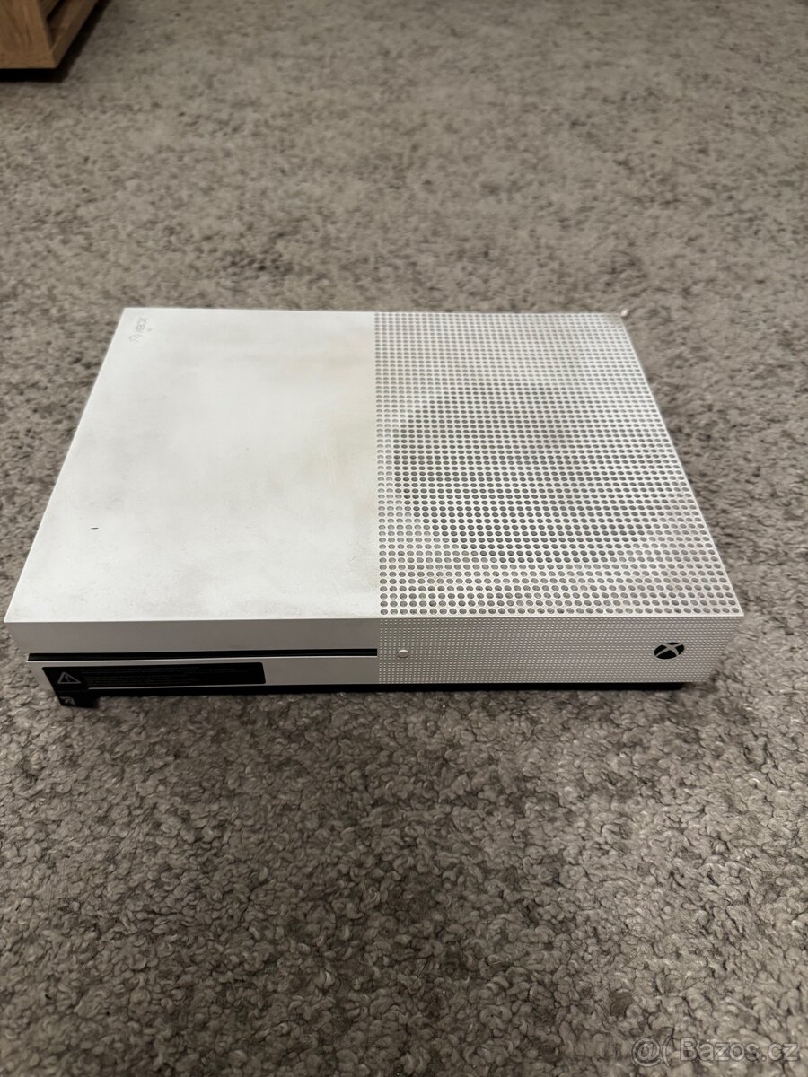 Xbox one s + hry - 2