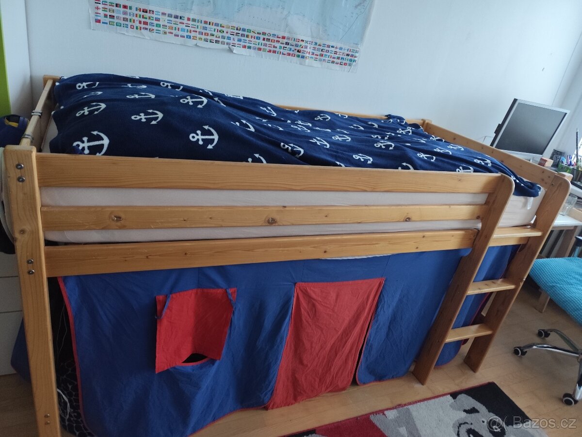 Dětská postel masiv - 2