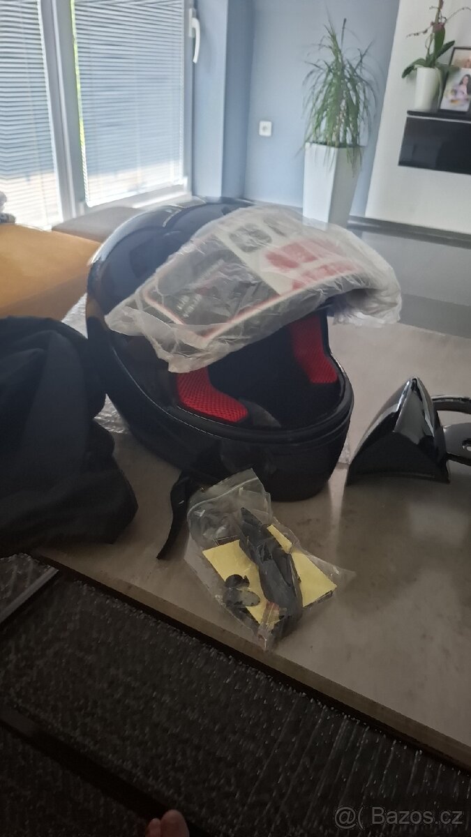 Moto přilba s kočičíma ušima vel M - 2