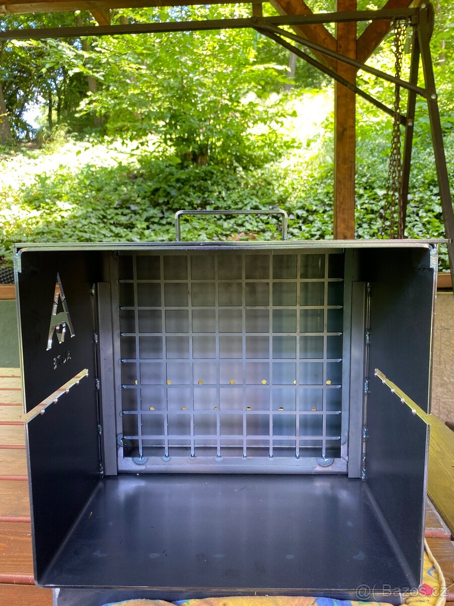 Ocelový gril - 2