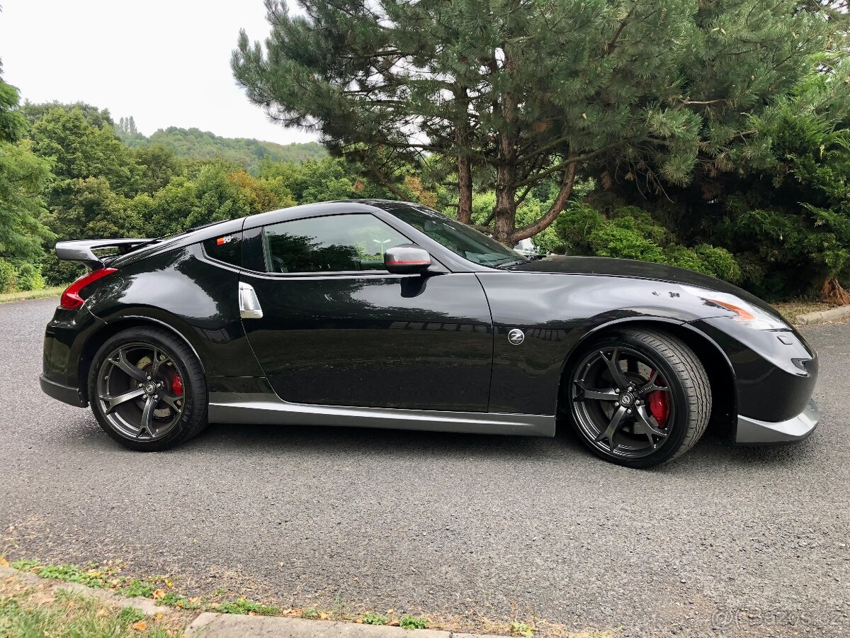 Nissan 370Z Nismo - 2