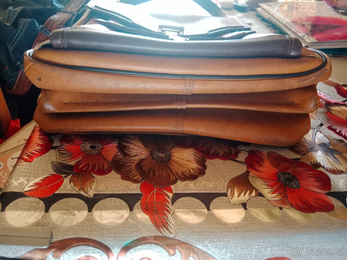 Aktovka,kožená,pánská retro 1800kč - 2