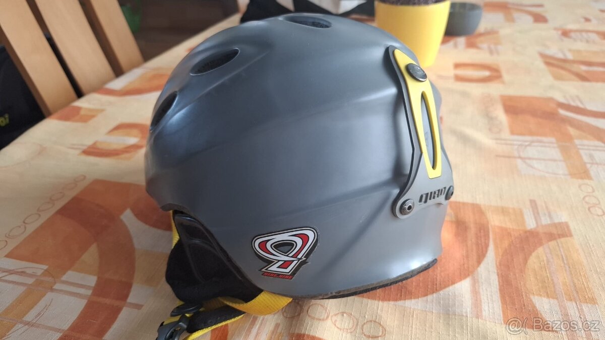 Pánská helma Giro Nine - 2