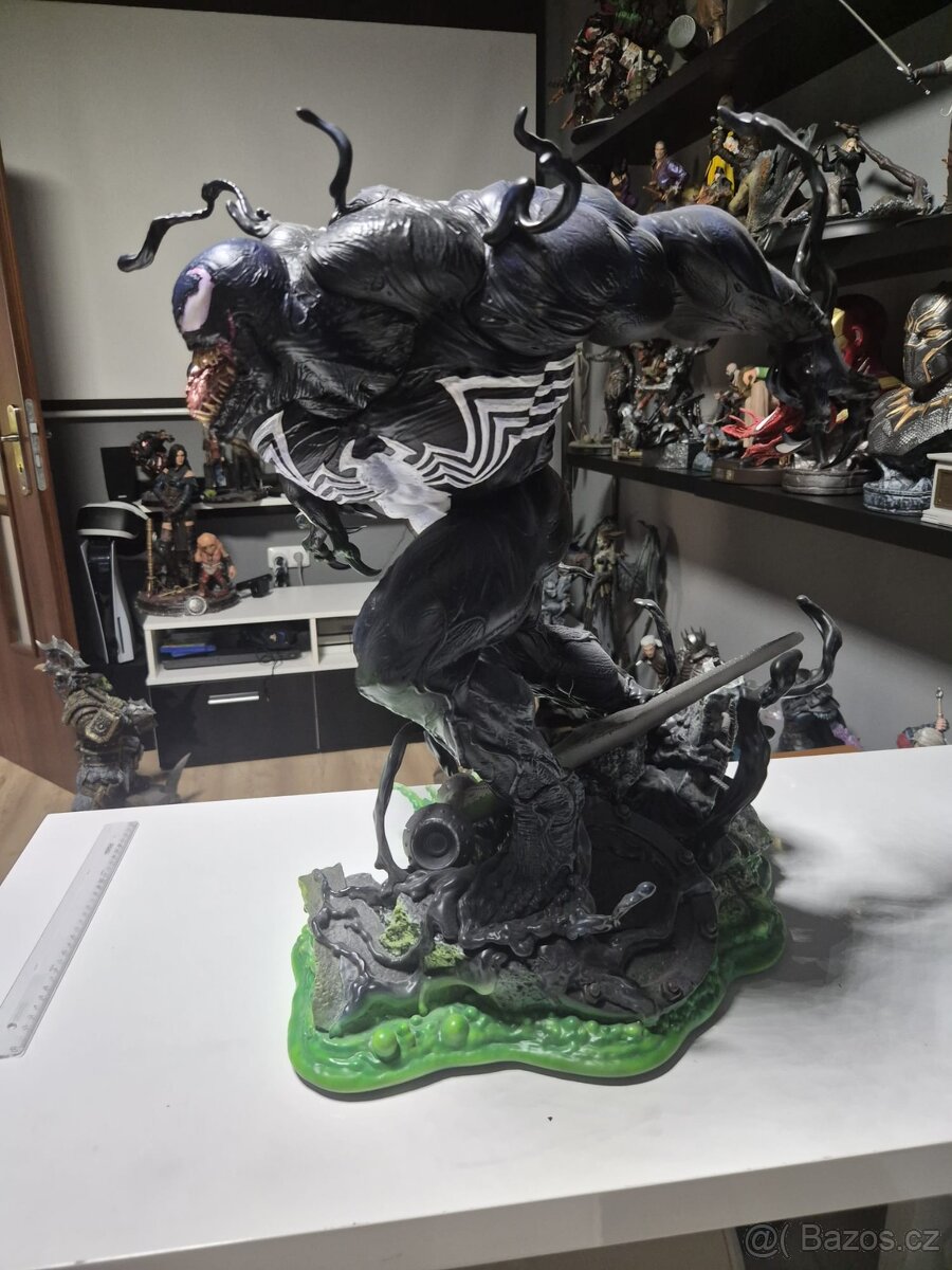 SOCHA VENOM - STUDIO SIDESHOW - 2