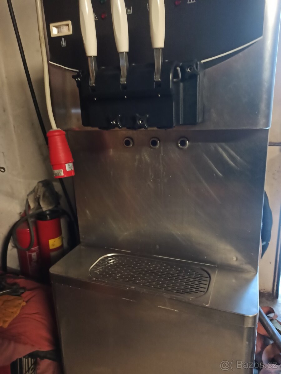 Zmrzlinovy stroj Gel-matic HPC 235V PM - 2