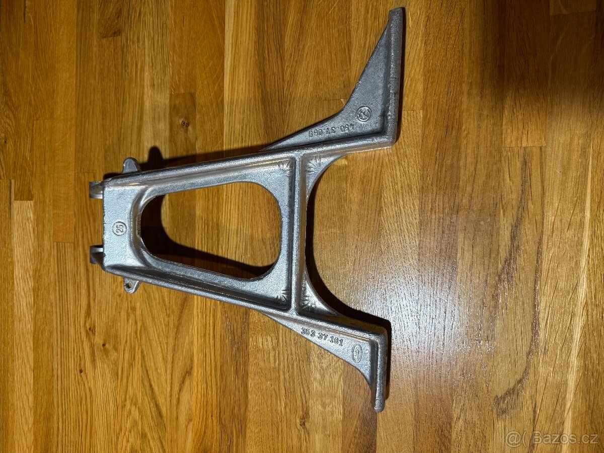 Jawa 250 kývačka kolena a stojan - 2