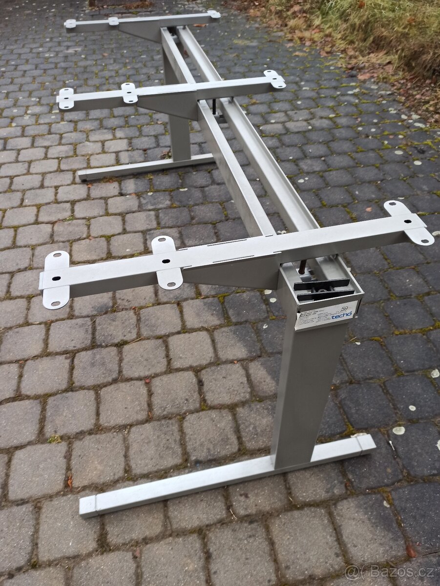 Kancelářské stoly techo - 2