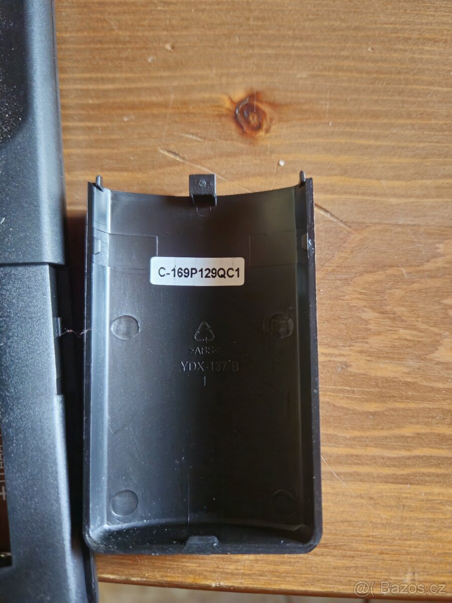 dalkový ovladač k TV STRONG - 2