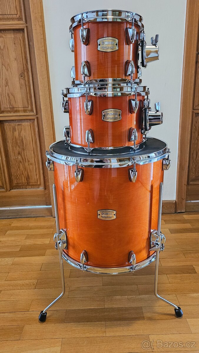 YAMAHA Stage Custom 24“ - 2