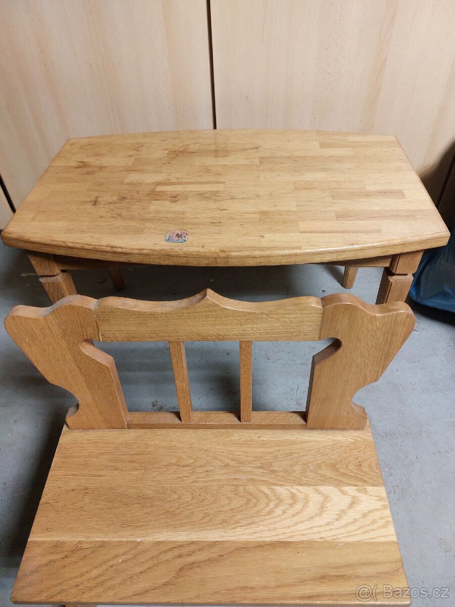 Stůl a stolička - 2