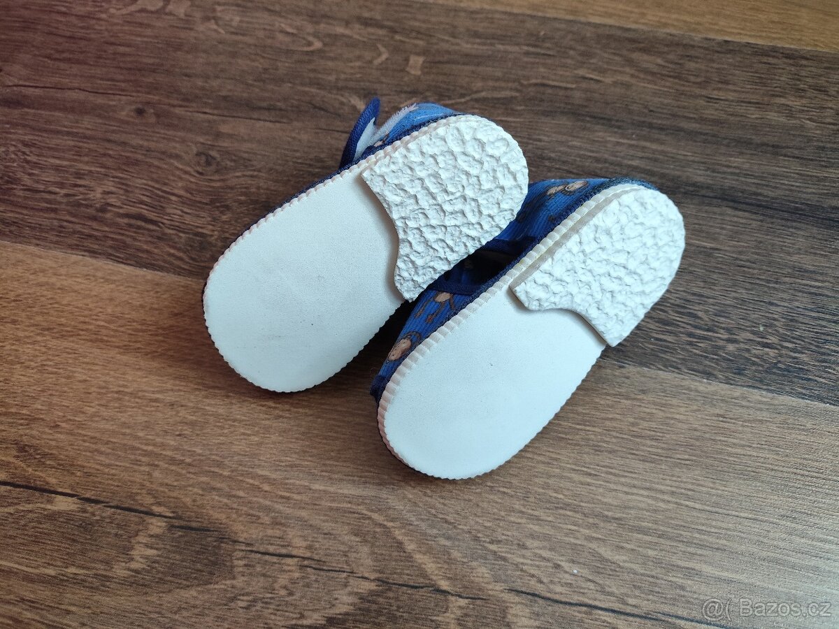 Boty vel. 18, 19, 20, 21 - 2