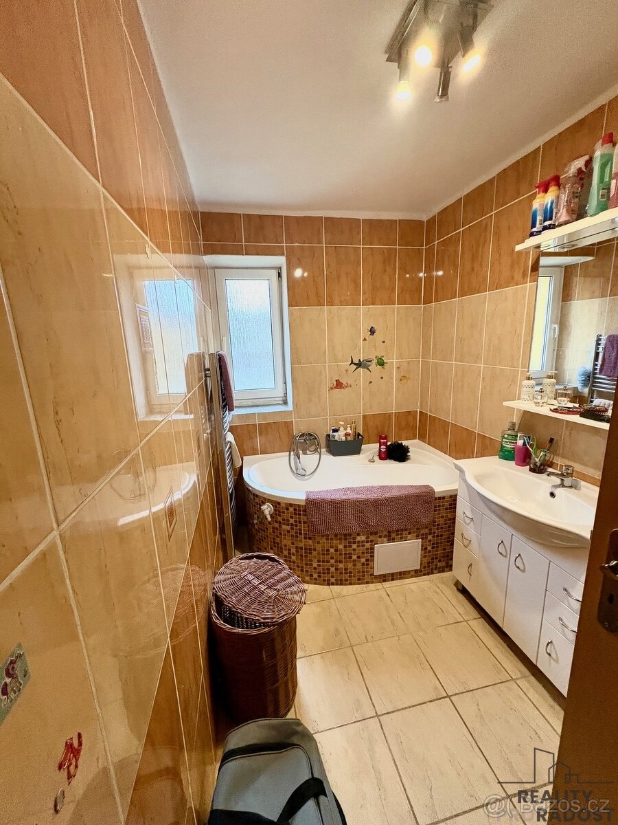 Prodej bytu 3+1 Bystřice pod Hostýnem se zahrádkou - 2