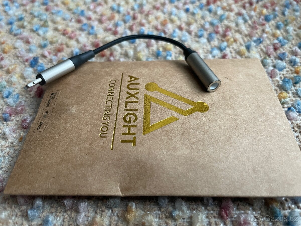 iPhone adaptér kabel Lightning na 3,5 jack AUXLIGHT - 2