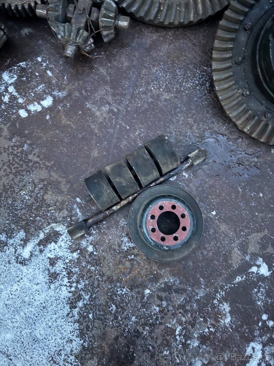 Prodám náhradní díly zetor - 2