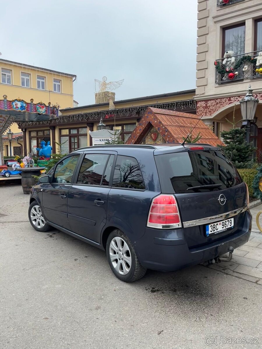 Opel Zafira B 2.2i benzín, 110kW - 2