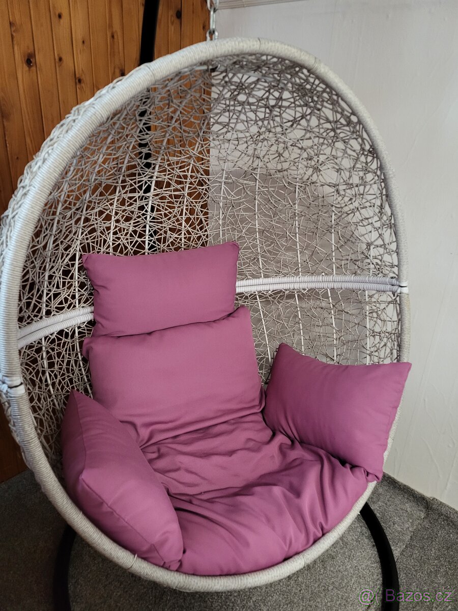 Houpací křeslo - 2