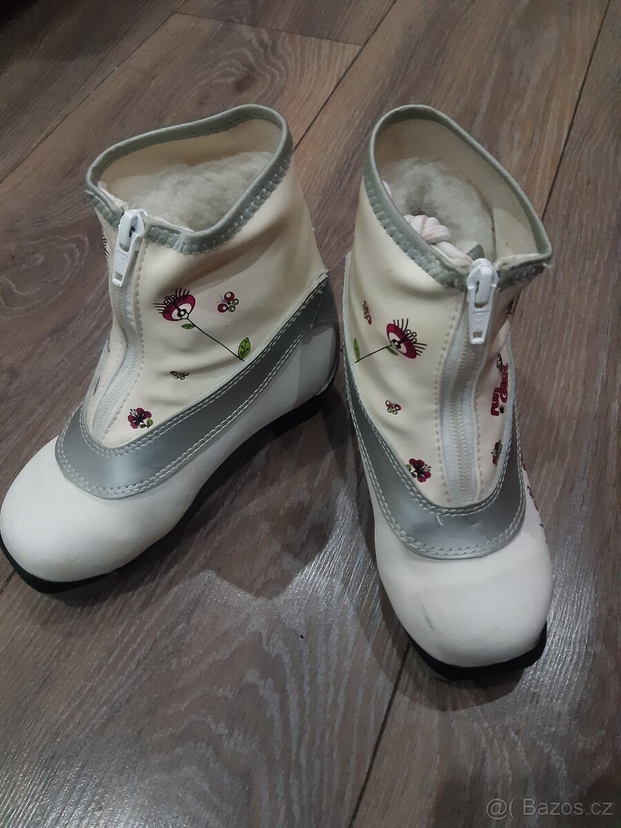 Dívčí boty na běžky vel. 29 - 2