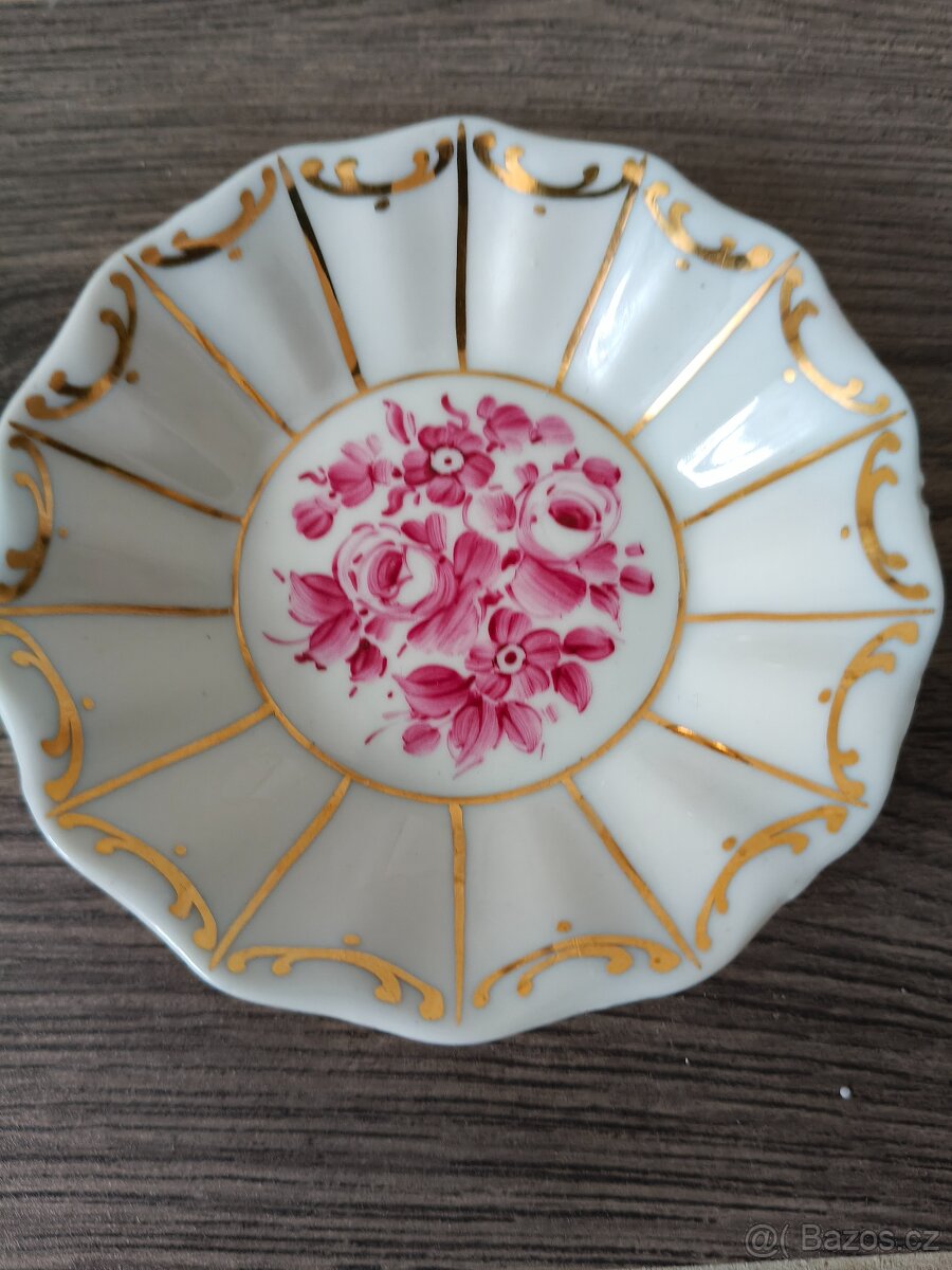 Mísečka na ořechy - 2