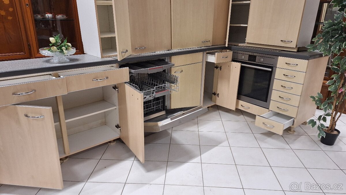 Kuchyňská linka německé výroby - 2