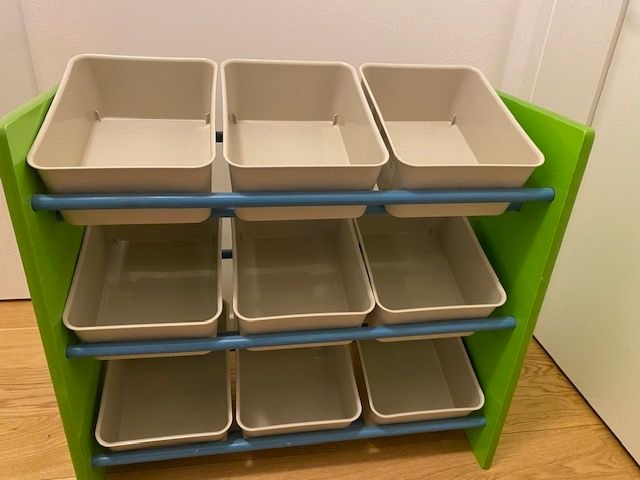 Úložný regál - 2