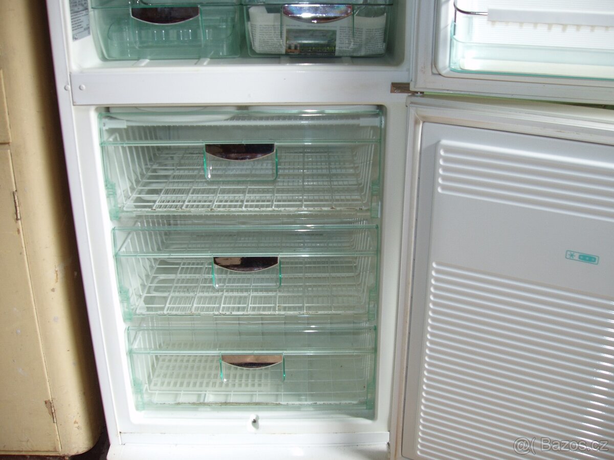 Kombinovaná chladnička s mražákem - 2